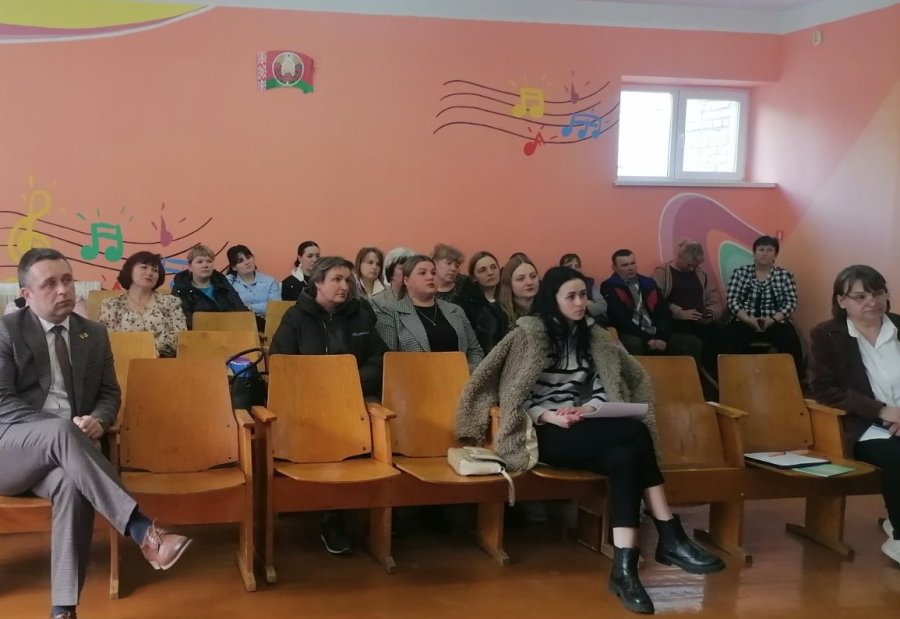 Родительское собрание на тему «Мы в ответе за будущее наших детей»