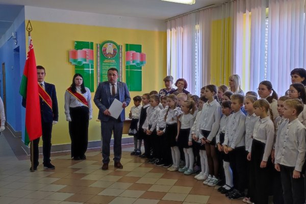 Линейка, посвящённая окончанию IV четверти и учебного года