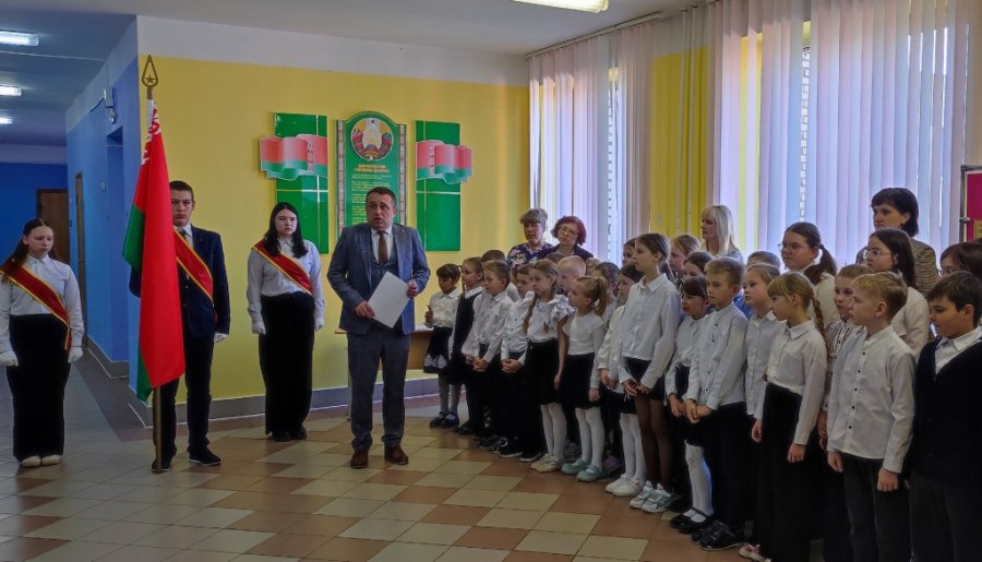 Линейка, посвящённая окончанию IV четверти и учебного года